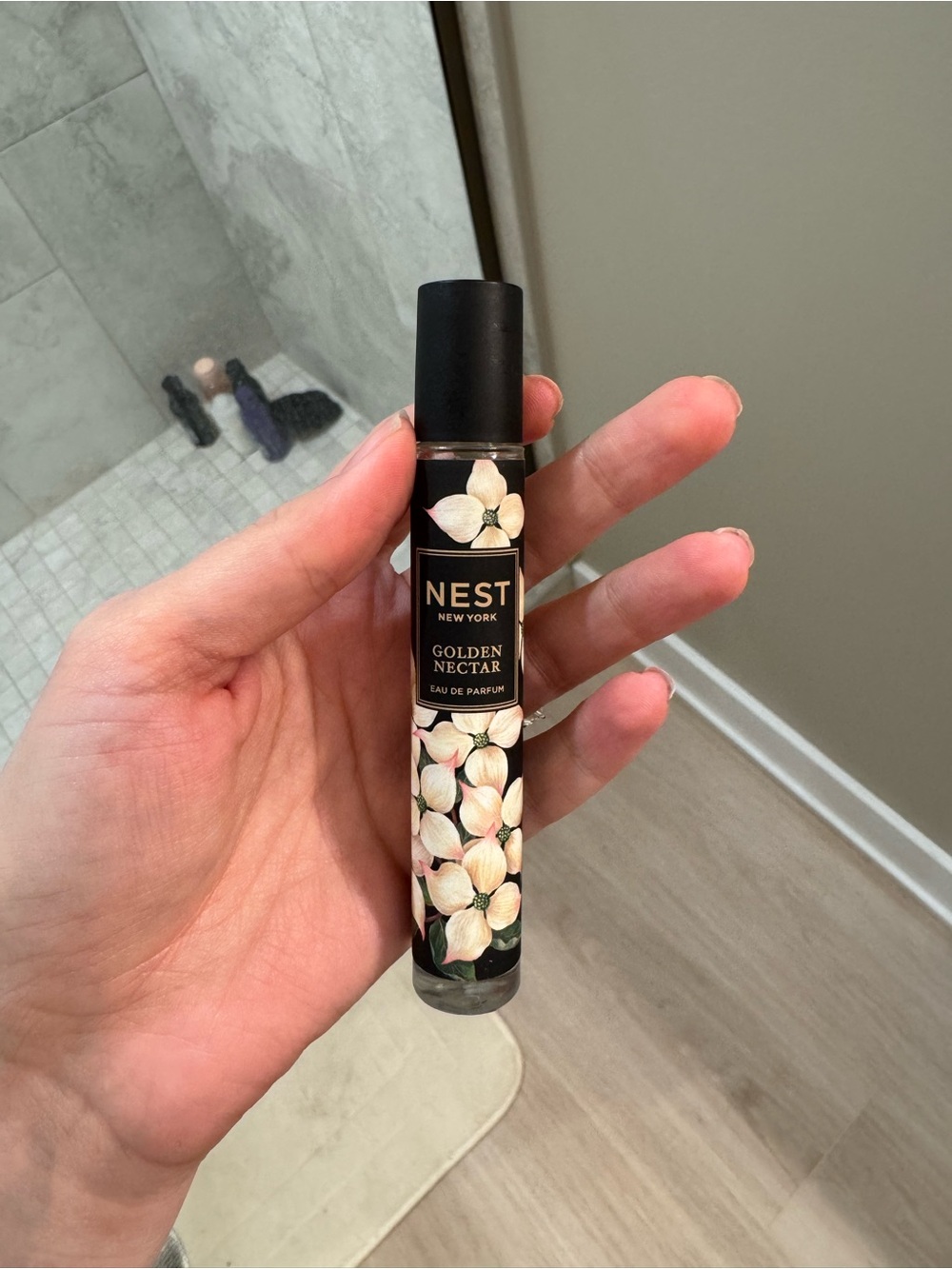 NEST Fragrances Golden Nectar Rollerball - Black with Pink Floral